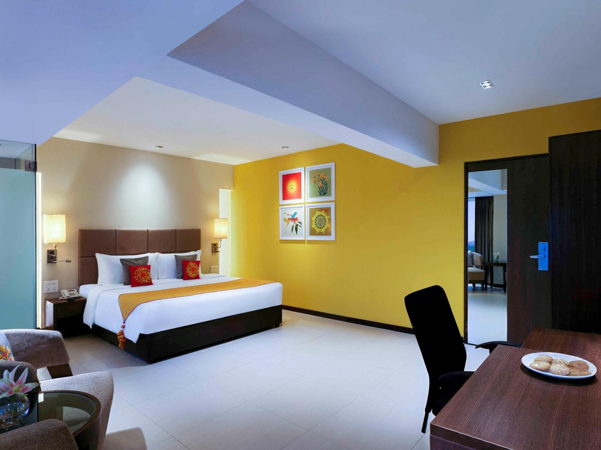 Grand Mercure Vadodara Surya Palace Buitenkant foto