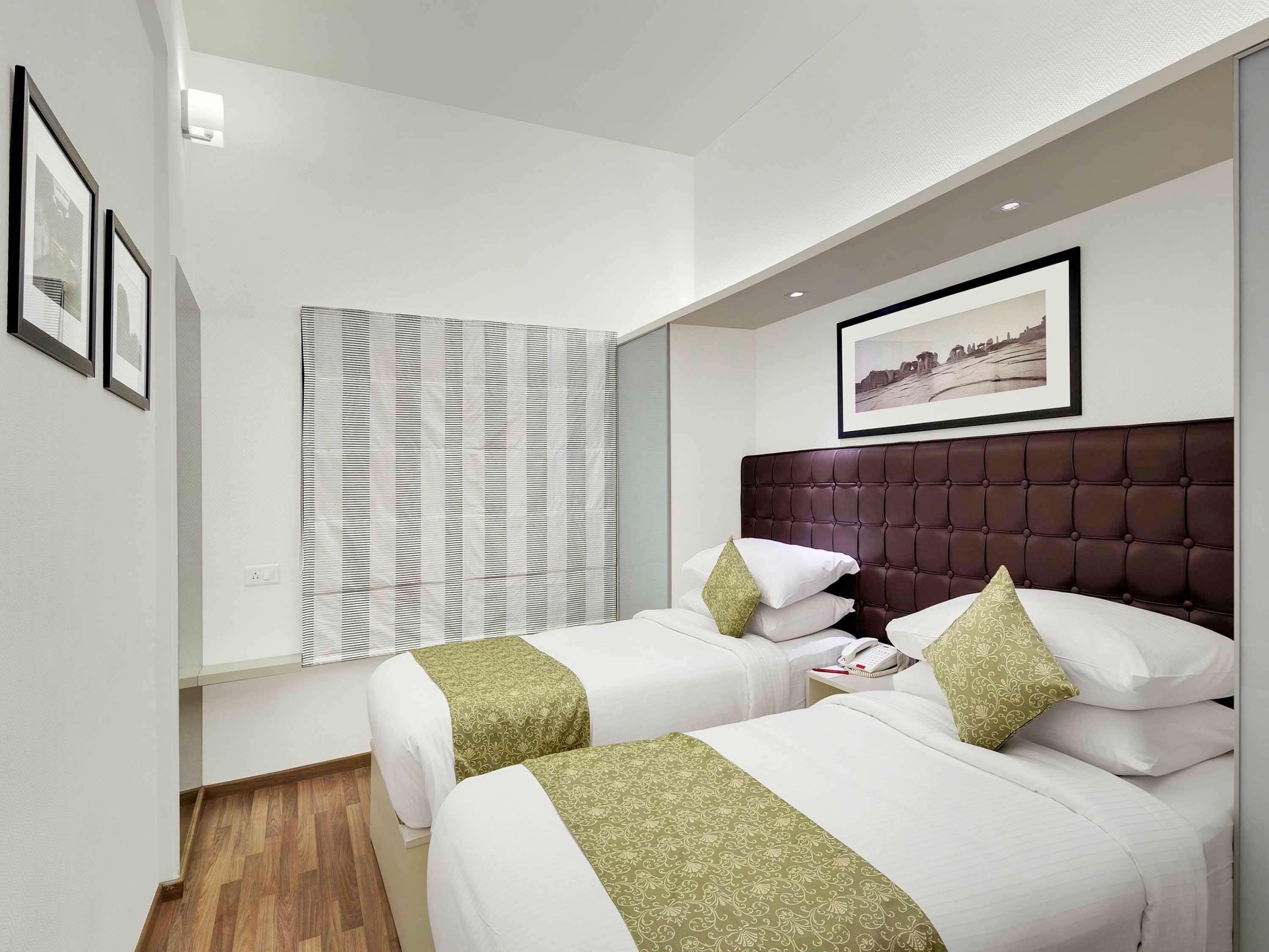 Grand Mercure Vadodara Surya Palace Buitenkant foto