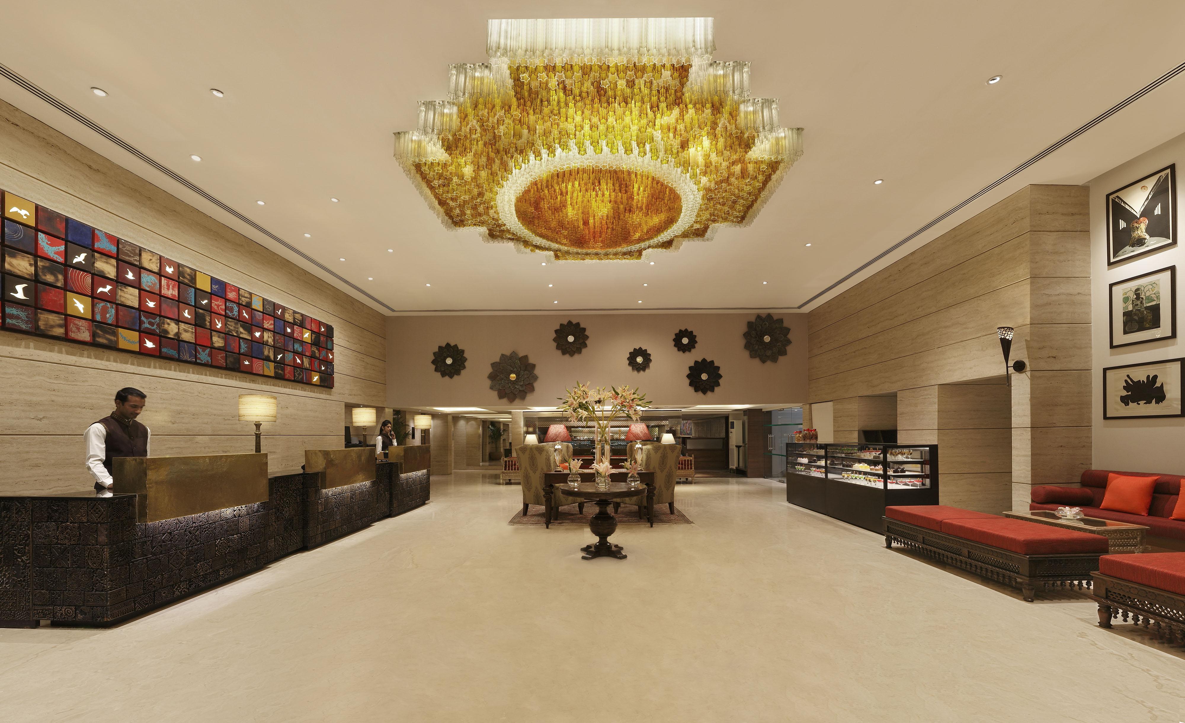 Grand Mercure Vadodara Surya Palace Buitenkant foto