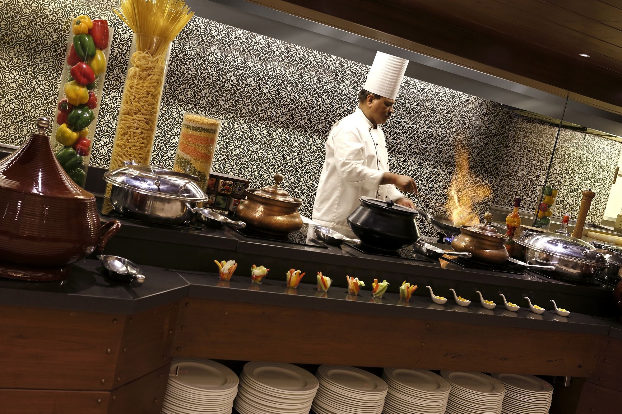 Grand Mercure Vadodara Surya Palace Buitenkant foto
